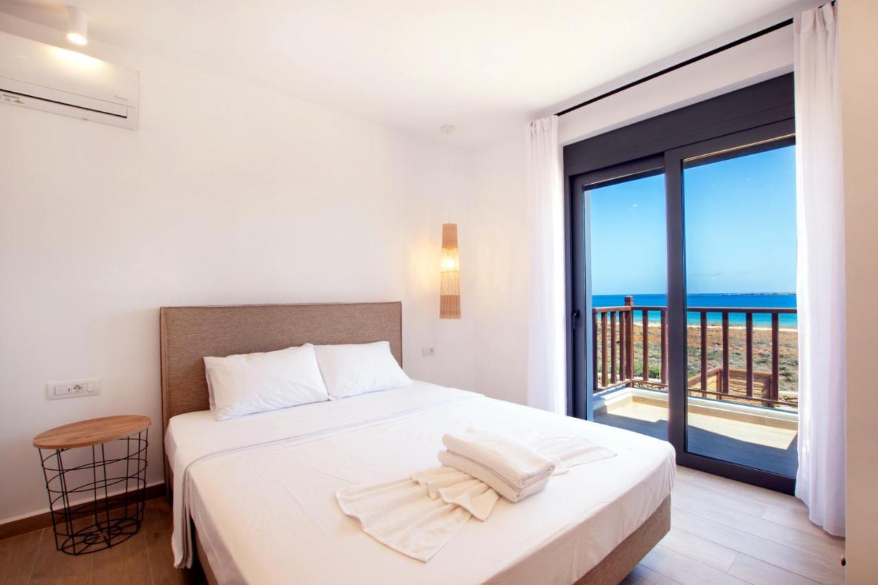 Cato Agro 5, Seafront Villa With Private Pool Afiartis Exteriör bild