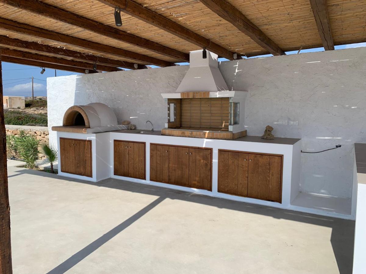Cato Agro 5, Seafront Villa With Private Pool Afiartis Exteriör bild
